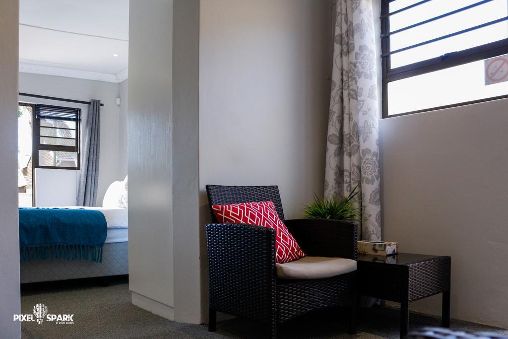 Tyday Accommodation พอร์ตเอลิซาเบธ ภายนอก รูปภาพ
