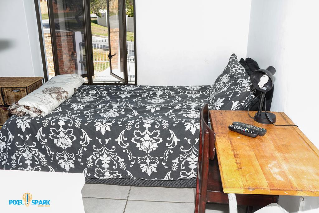 Tyday Accommodation พอร์ตเอลิซาเบธ ภายนอก รูปภาพ