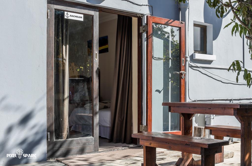Tyday Accommodation พอร์ตเอลิซาเบธ ภายนอก รูปภาพ