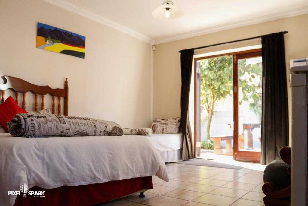 Tyday Accommodation พอร์ตเอลิซาเบธ ภายนอก รูปภาพ