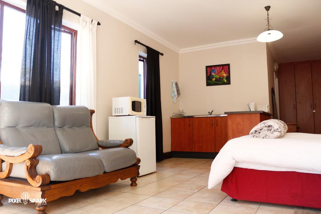 Tyday Accommodation พอร์ตเอลิซาเบธ ภายนอก รูปภาพ