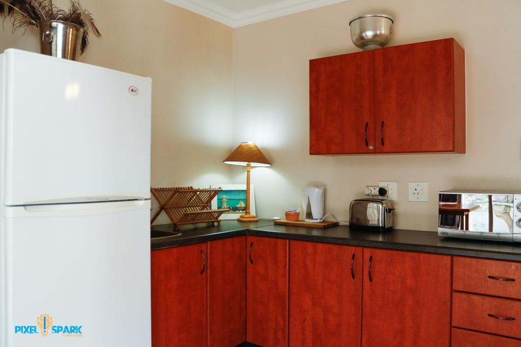 Tyday Accommodation พอร์ตเอลิซาเบธ ภายนอก รูปภาพ