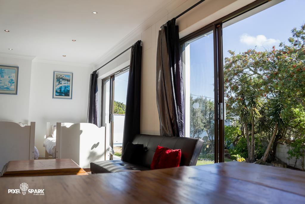 Tyday Accommodation พอร์ตเอลิซาเบธ ภายนอก รูปภาพ
